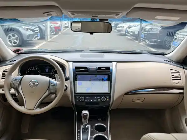 Nissan Teana 2014