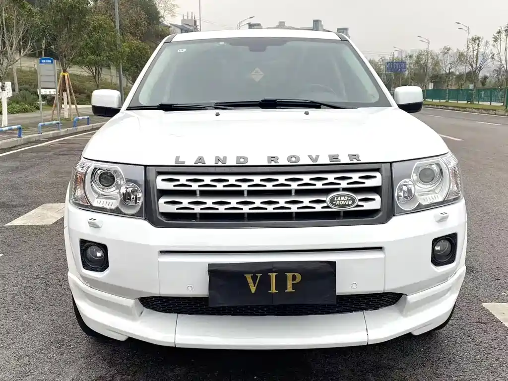 Land Rover Freelander 2 2013 — фото 2