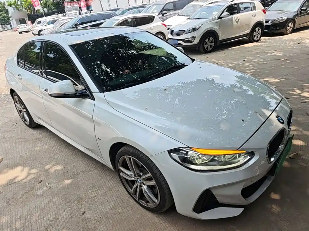 BMW 1 Series 2019 — фото 4