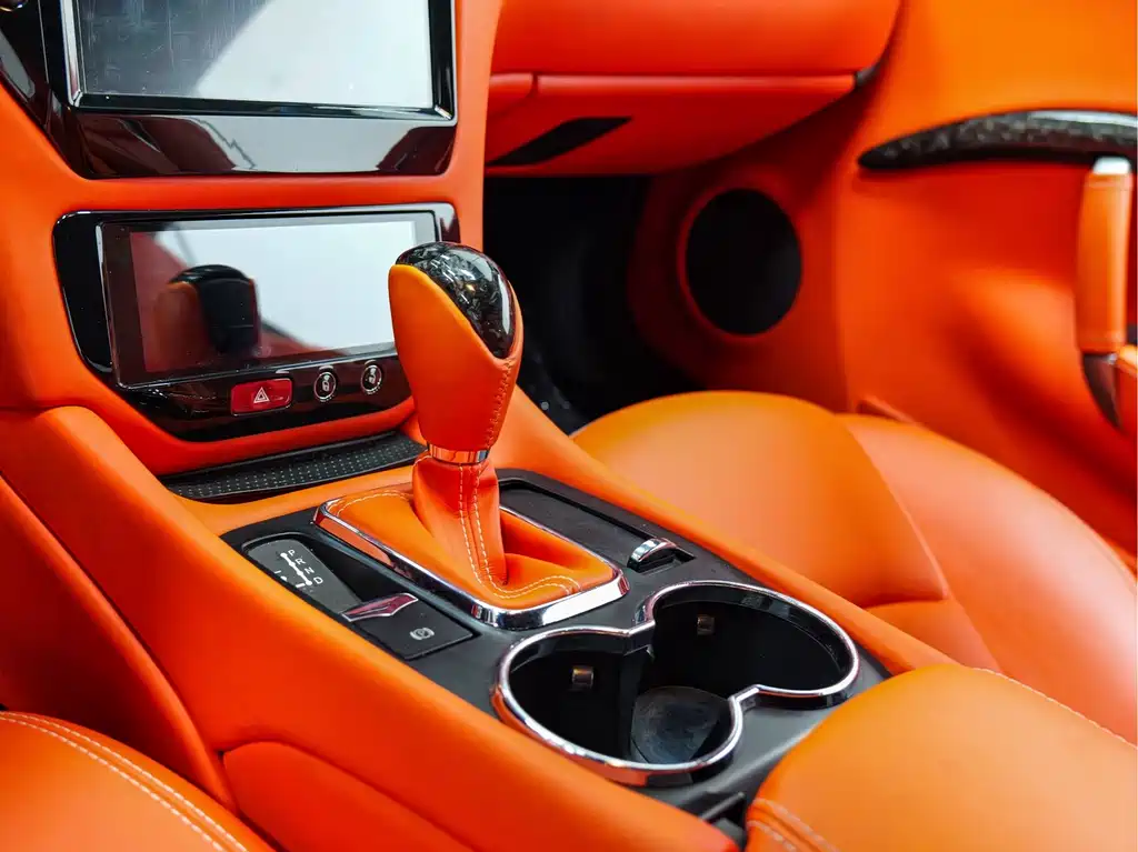 Maserati Granturismo 2013 — фото 11