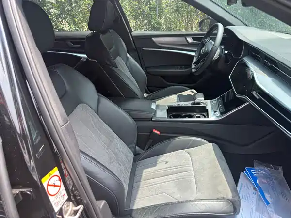 Audi A6L 2020