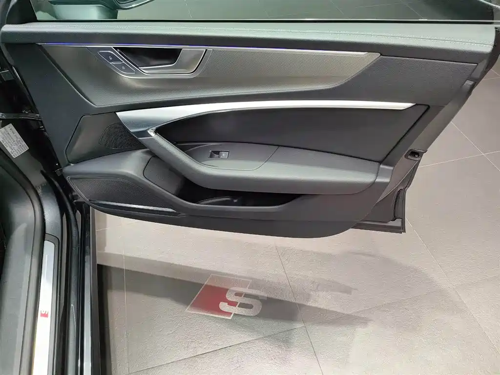 Audi A7 2025 — фото 22