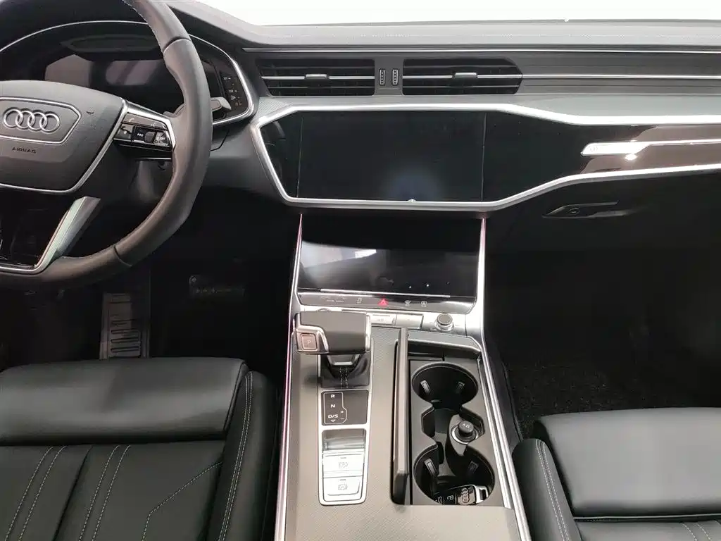 Audi A7 2025 — фото 11