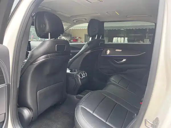 Mercedes-Benz E-Class 2017
