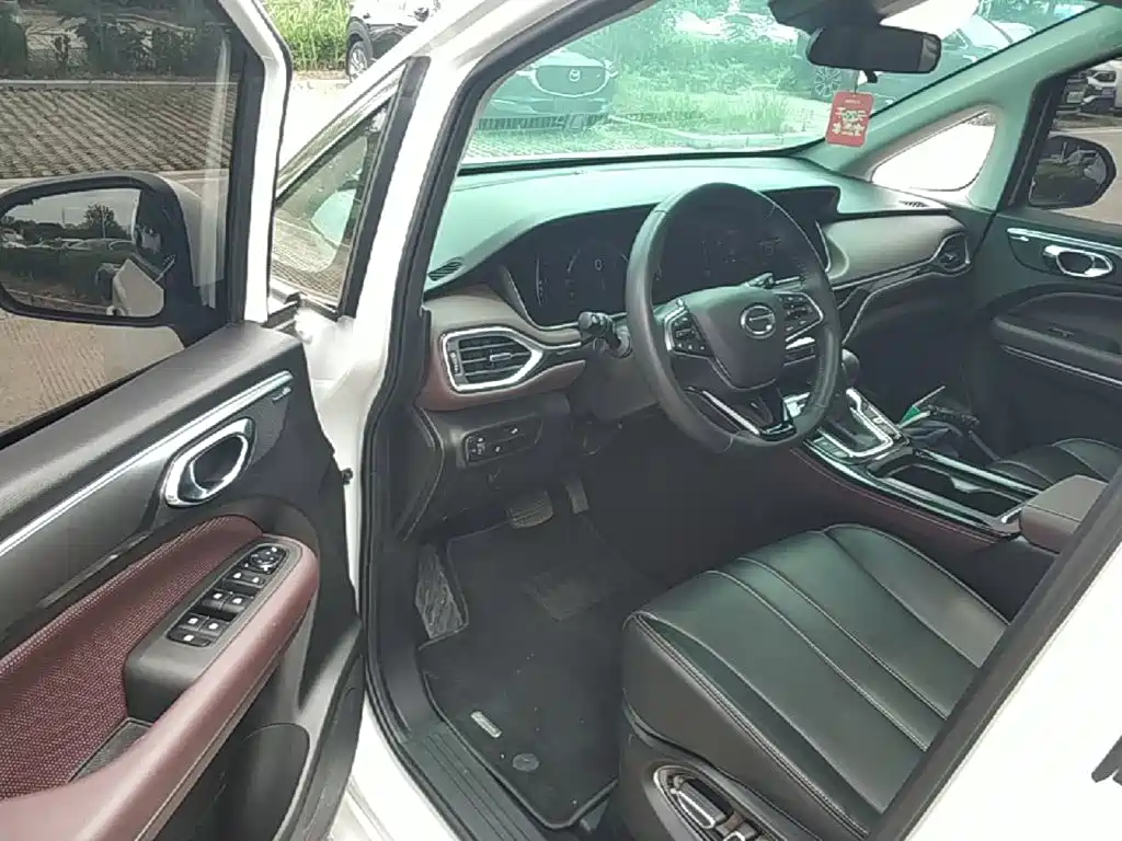 GAC Motor Trumpchi M6 2023 — фото 16
