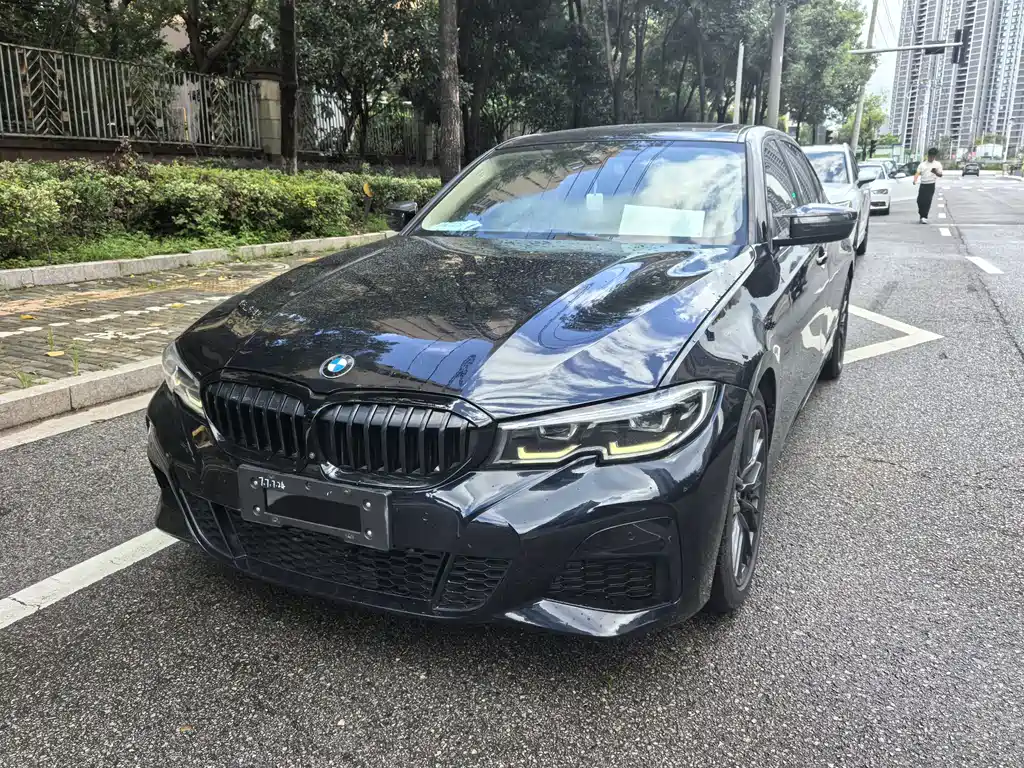BMW 3 Series 2020 — фото 1