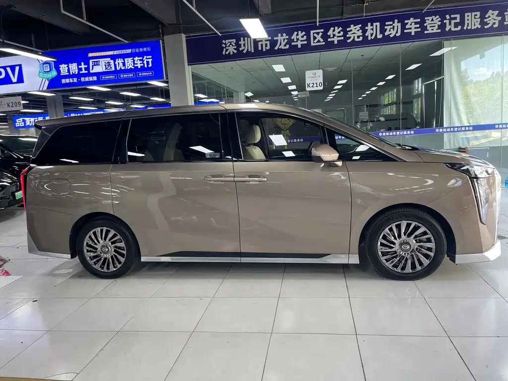 GAC Motor Trumpchi M8 2023 — фото 19