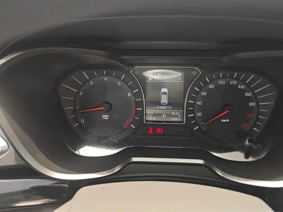 GAC Motor Trumpchi GS4 2016 — фото 14