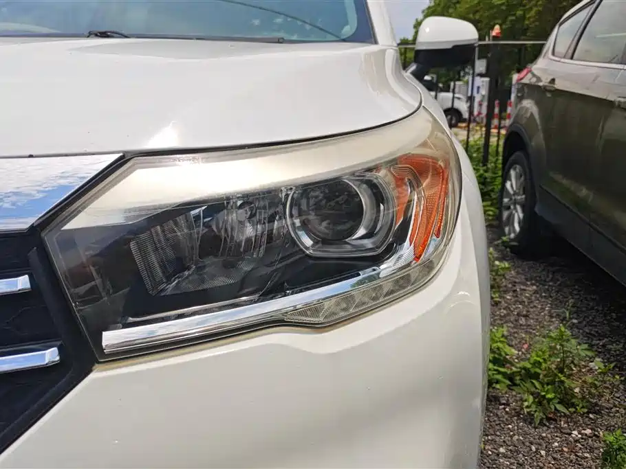 GAC Motor Trumpchi GS4 2016