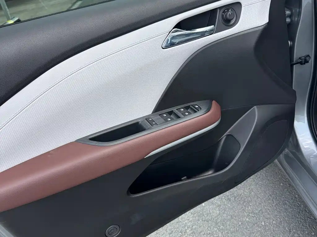Chevrolet Monza 2023