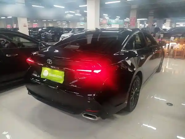Toyota Avalon 2022