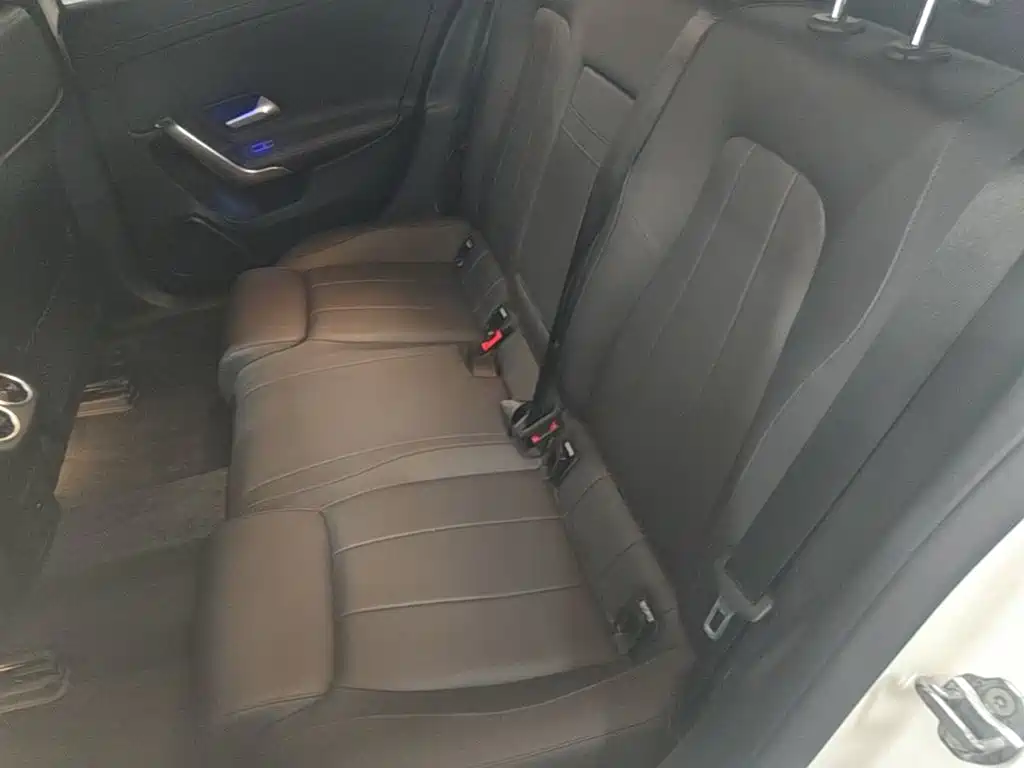 Mercedes-Benz A-Class 2022 — фото 17