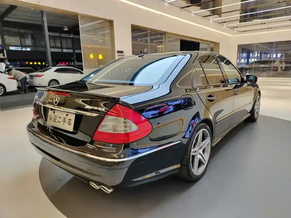 Mercedes-Benz E-Class 2008