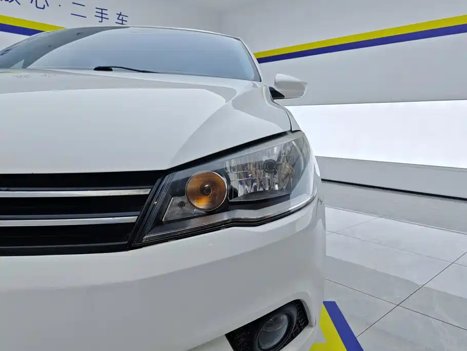 Volkswagen Jetta 2014