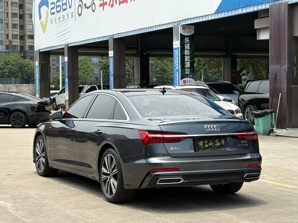 Audi A6L 2022 — фото 18