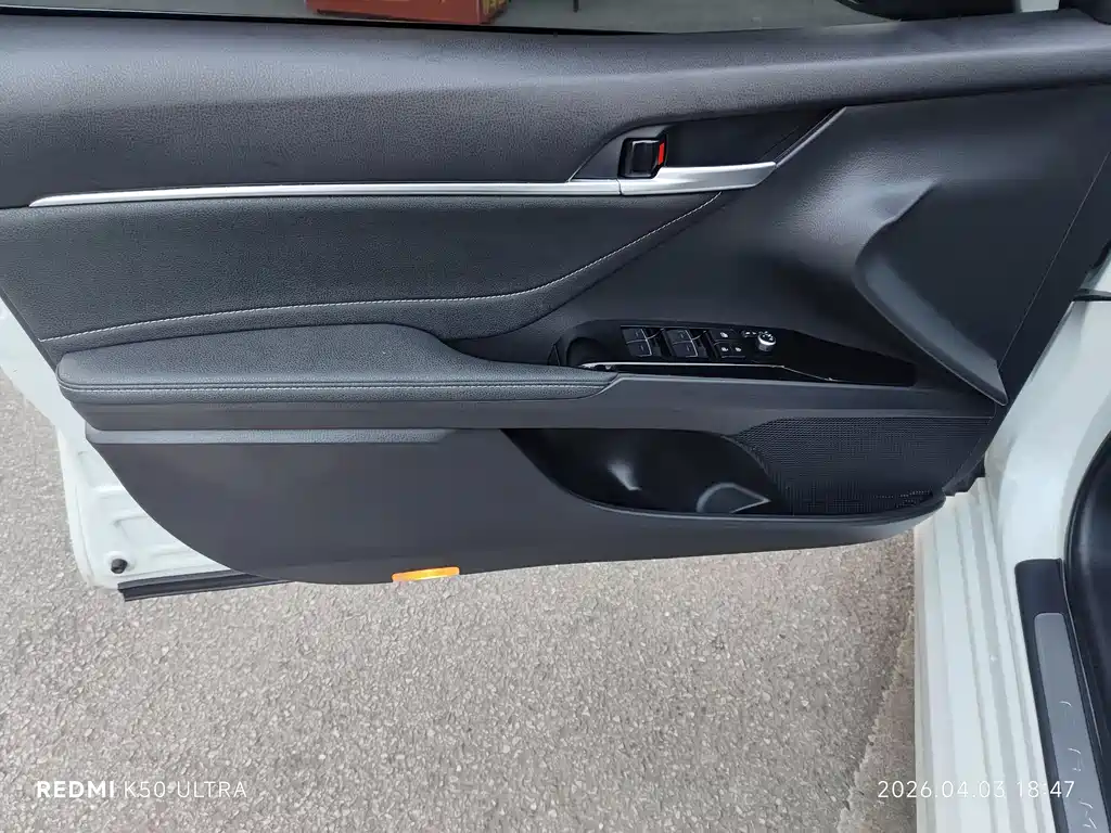 Toyota Camry 2021 — фото 19