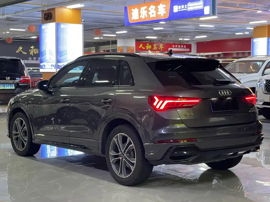 Audi Q3 2022 — фото 10