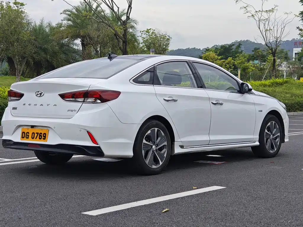 Hyundai Sonata Plug-In Hybrid 2019 — фото 25