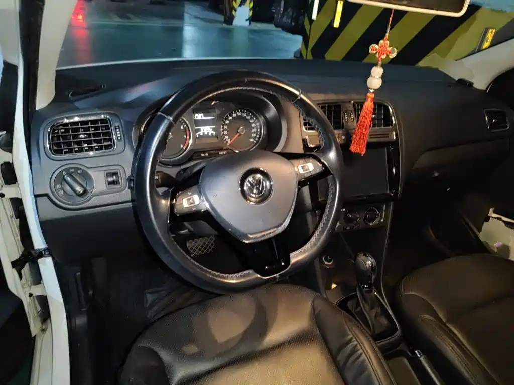 Volkswagen Polo 2016