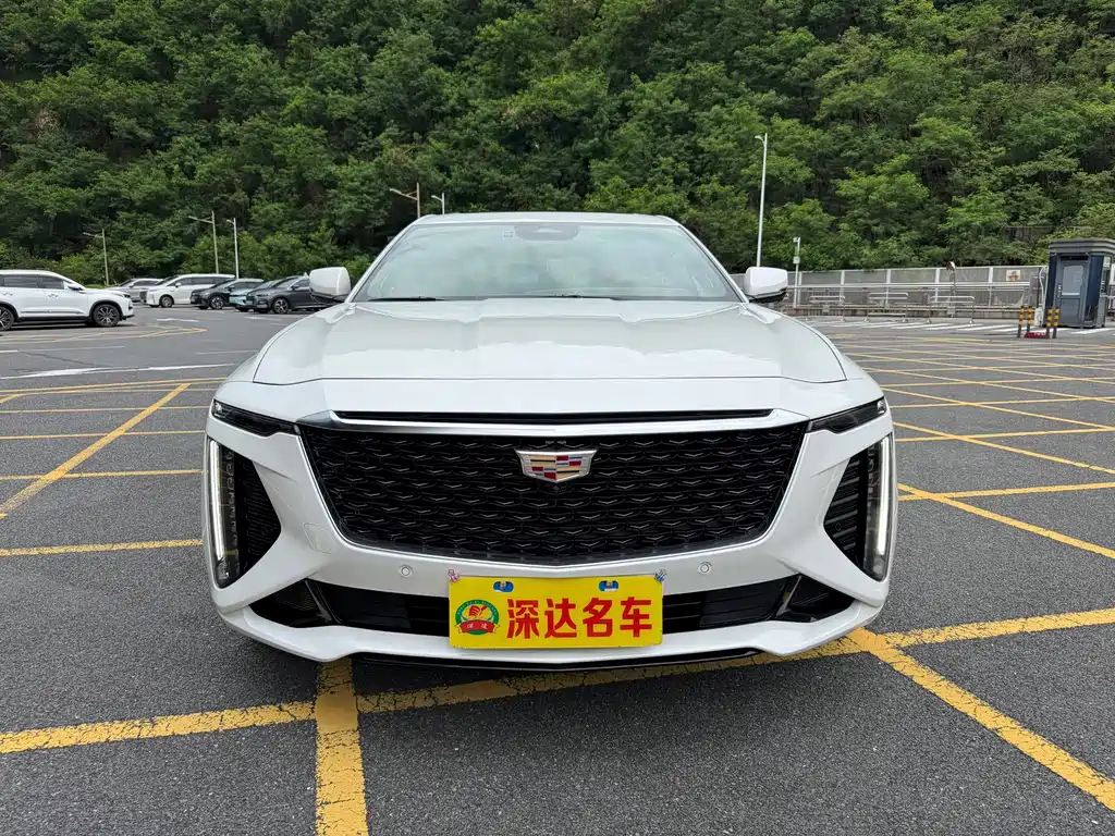 Cadillac CT6 2025 — фото 1