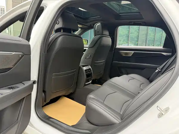 Cadillac CT6 2025