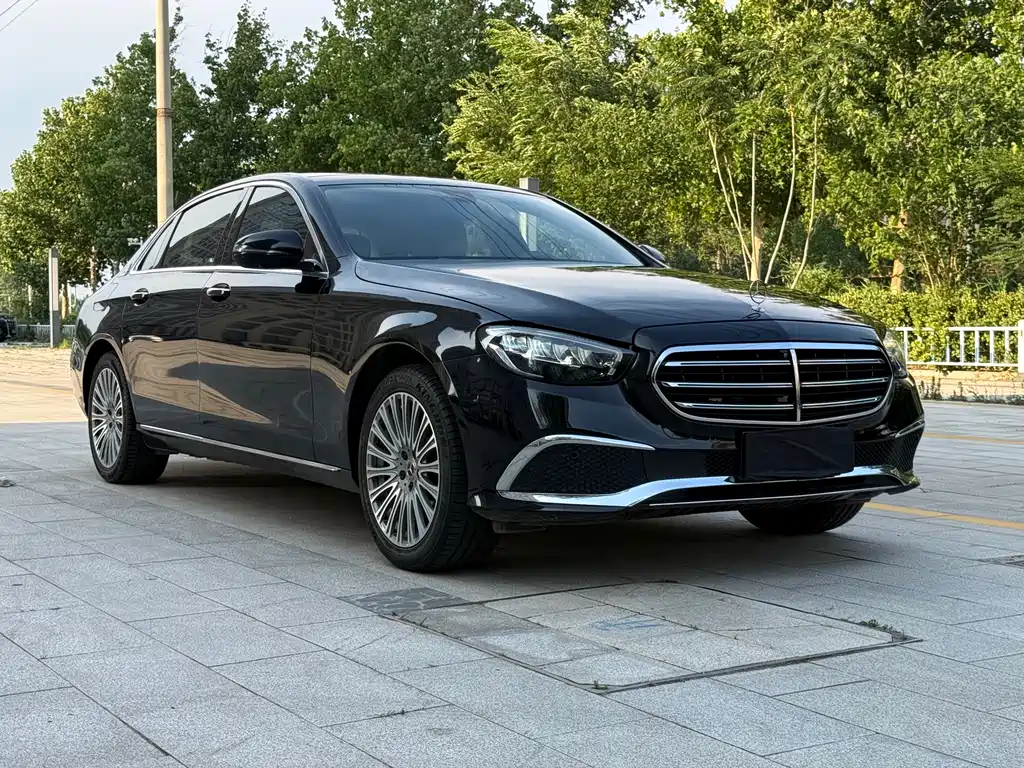Mercedes-Benz E-Class 2021 — фото 1