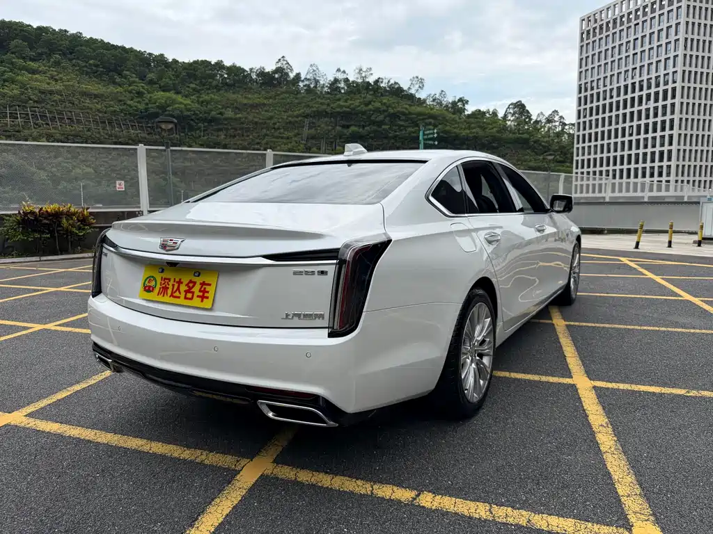 Cadillac CT6 2025 — фото 19