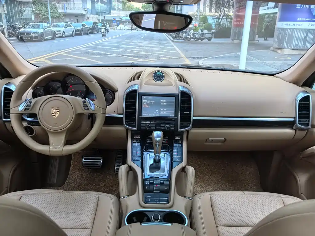 Porsche Cayenne 2013 — фото 14
