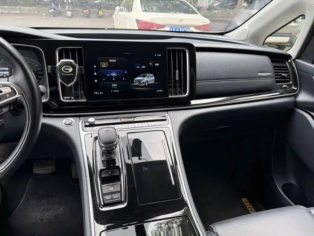 GAC Trumpchi M8 2023 — фото 8