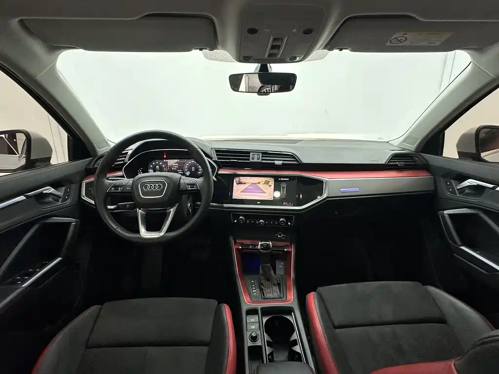 Audi Q3 2022 — фото 10