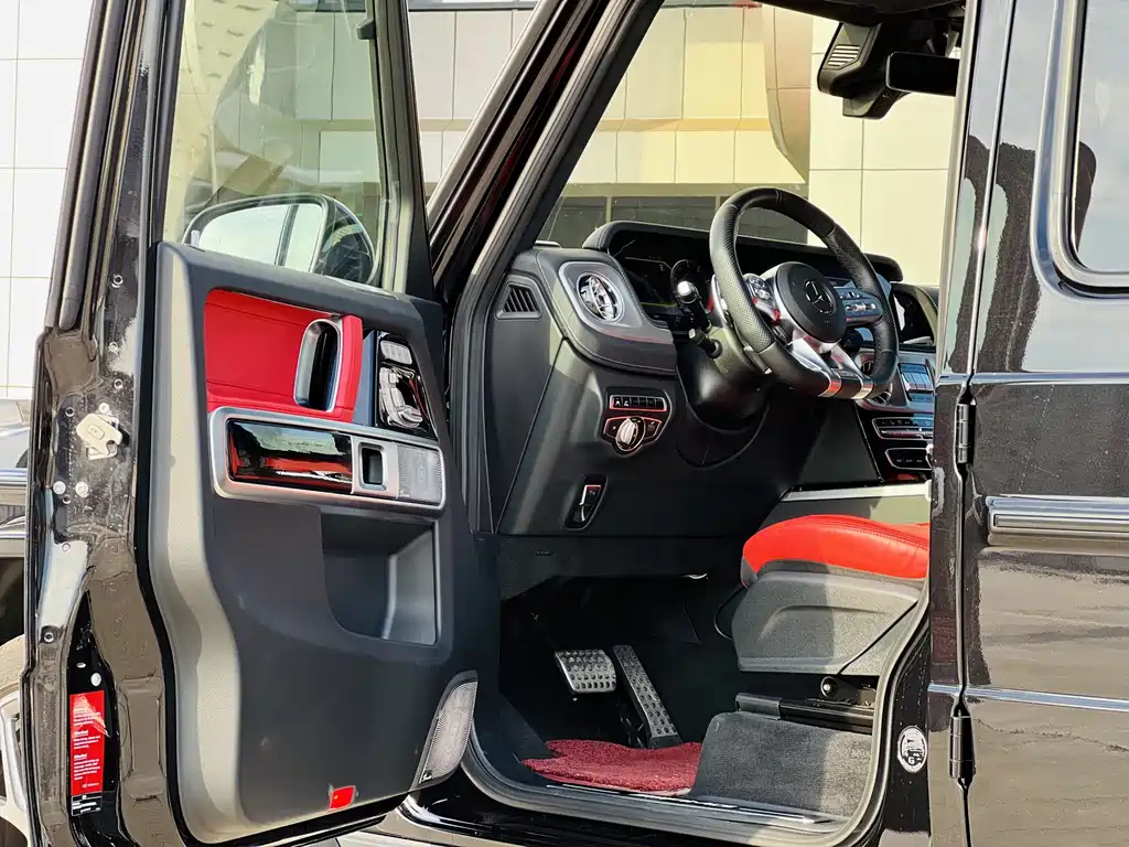 Mercedes-Benz G-Class AMG 2023 — фото 4