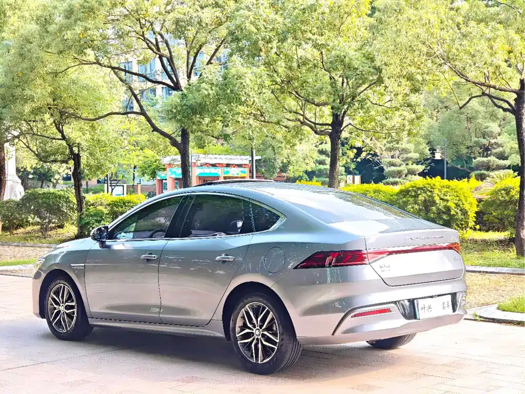 BYD Qin PLUS 2022 — фото 15