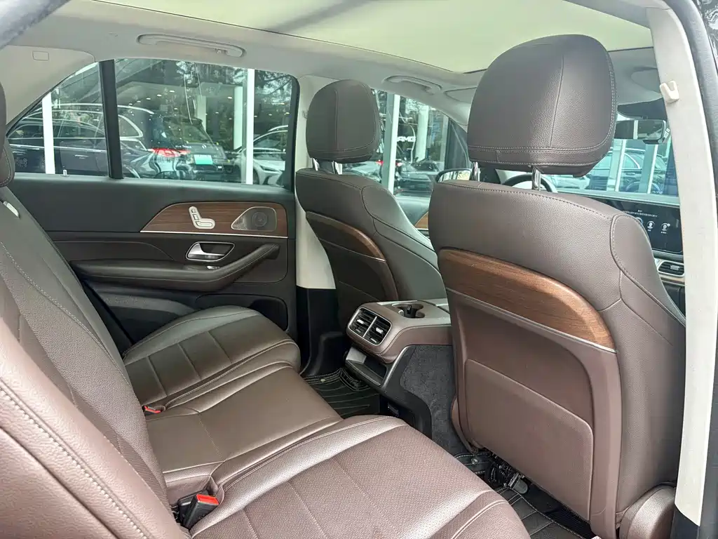 Mercedes-Benz GLE New Energy 2021 — фото 19