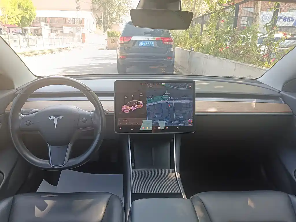 Tesla Model 3 2019 — фото 16
