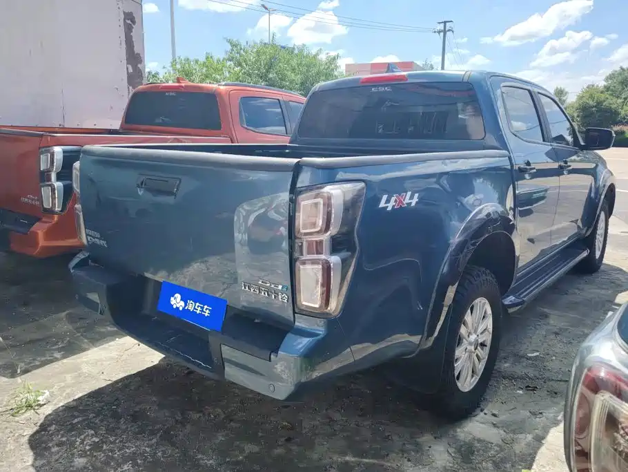 Isuzu D-MAX 2023 — фото 3
