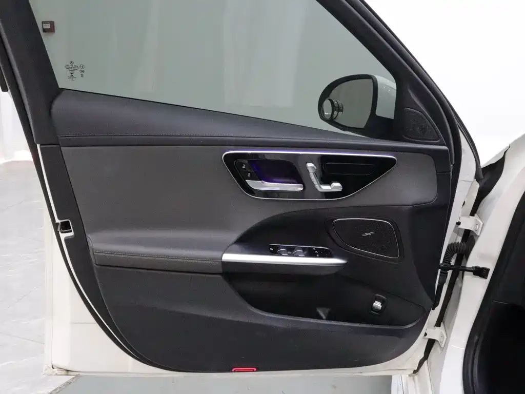 Mercedes-Benz C-Class 2021 — фото 10