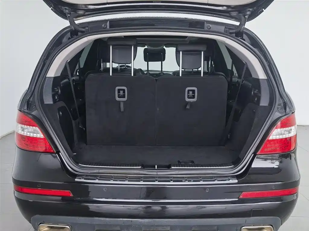 Mercedes-Benz R-Class 2017 — фото 16