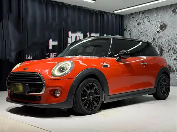 MINI MINI 2018