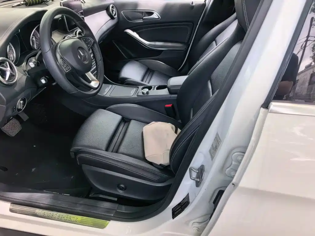 Mercedes-Benz GLA 2016 — фото 15