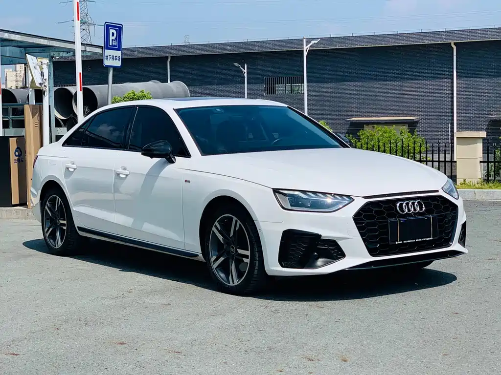Audi A4L 2023