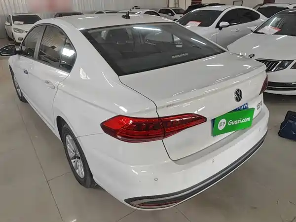 Volkswagen Bora 2024