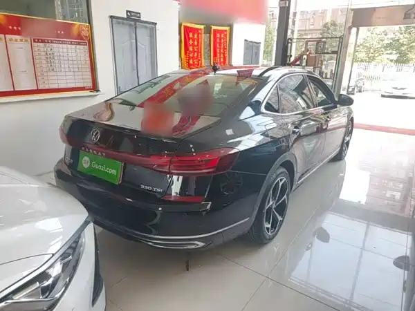 Volkswagen Passat 2023