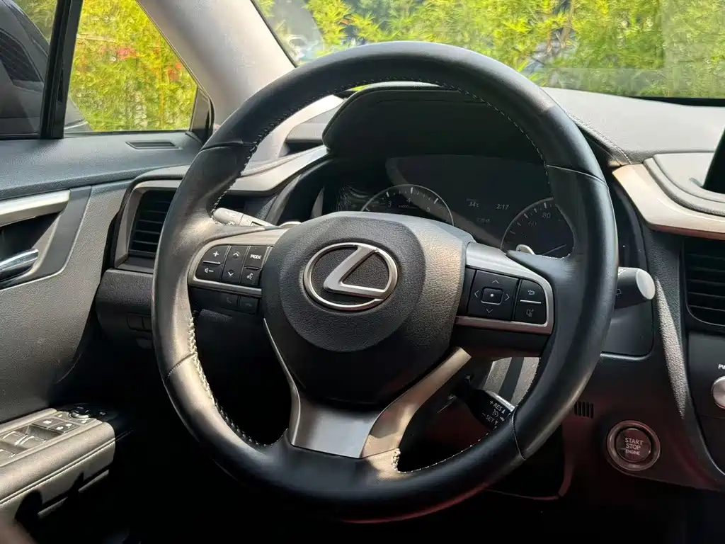 Lexus RX 2022 — фото 8