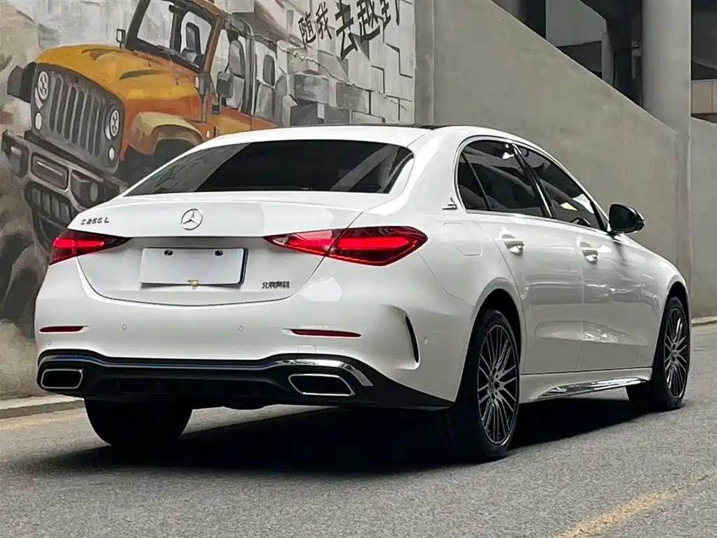 Mercedes-Benz C-Class 2025