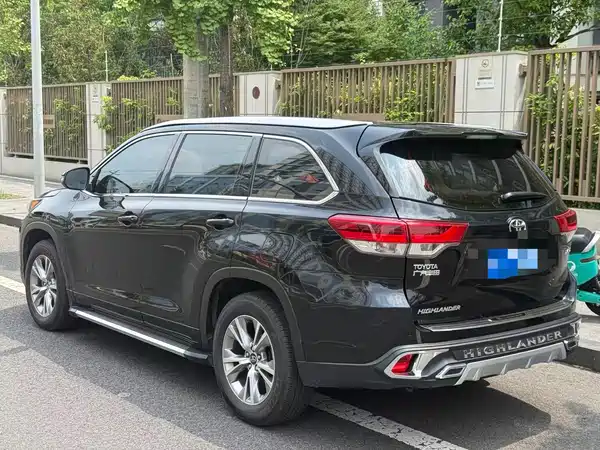 Toyota Highlander 2019