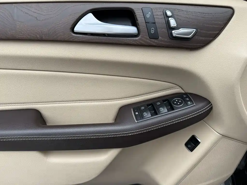 Mercedes-Benz GLE 2017