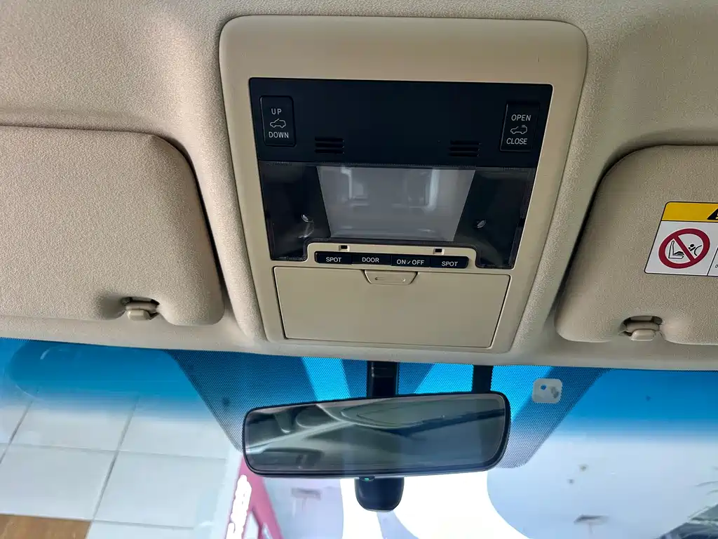 Toyota Land Cruiser 2016 — фото 16