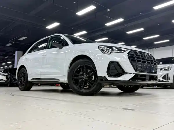 Audi Q3 2022