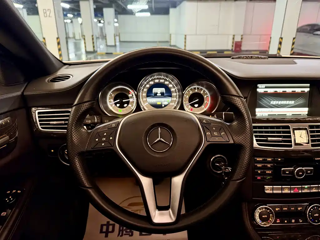 Mercedes-Benz CLS 2014 — фото 12