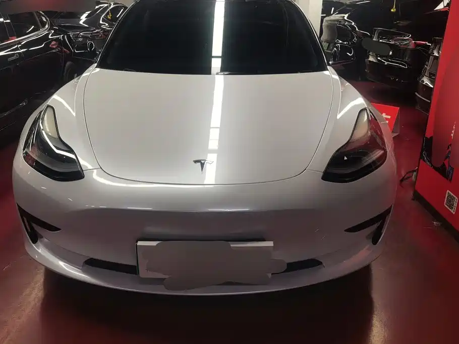 Tesla Model 3 2023 — фото 2